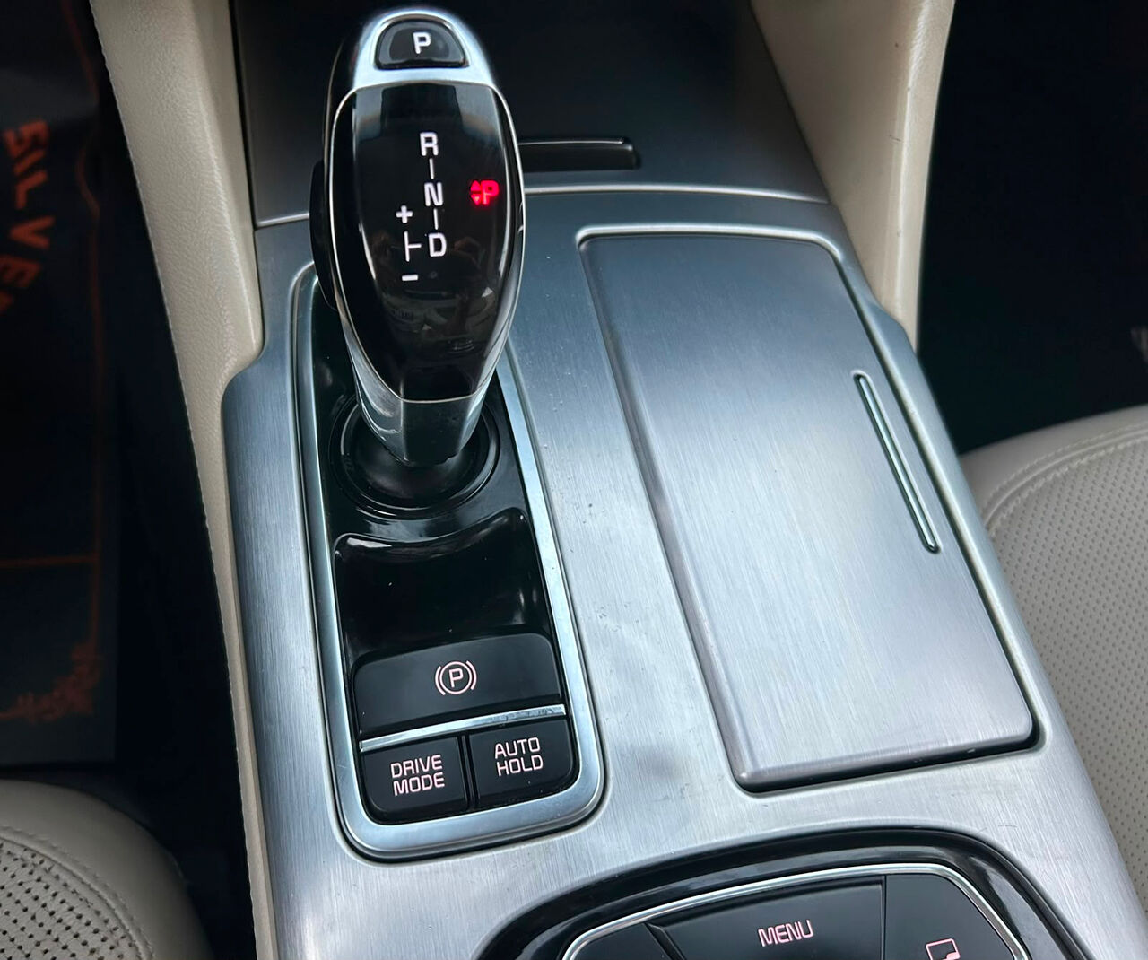 Riyadh, Vehicles, Cars & Trucks , SAR 35000,  Kia Carens,  2015,  Automatic,  183000 KM,  Kia Quoris  For Sale