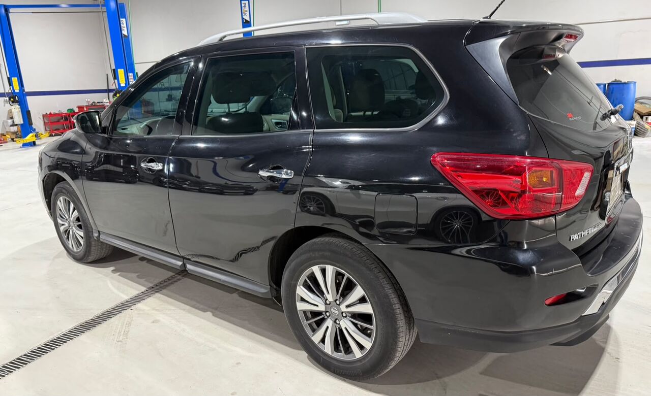Riyadh, Vehicles, Cars & Trucks , SAR 29000,  Nissar Pathfinder 2018 V6,  2018,  Automatic,  219511 KM,  Nissan Pathfinder   V6