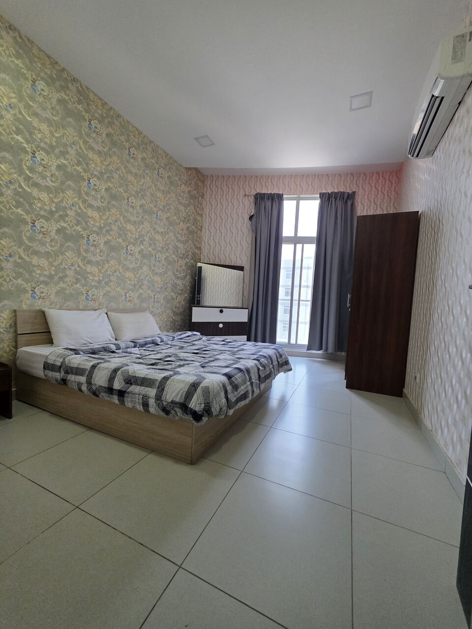 Manama, Apartments, Flats, Houses & Villas, BHD 360/month,  Furnished,  2 BR,  Parking & WiFi - Fully Furnished Spacious 2 BHK Flat With Unlimited Ewa @360/BD In Seef