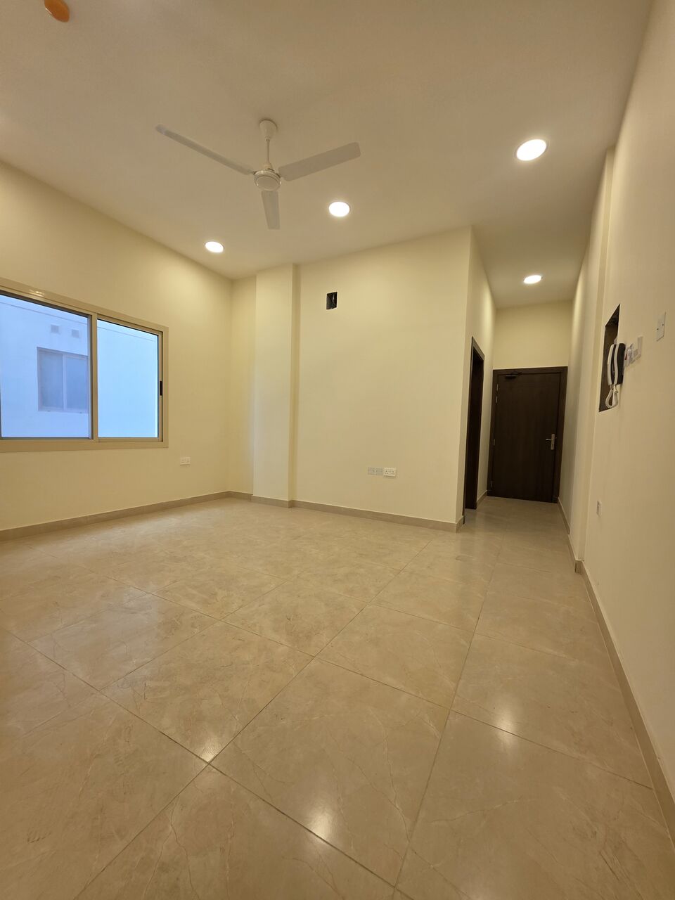 Manama, Apartments, Flats, Houses & Villas, BHD 280/month,  2 BR,  * Brand New - Neet Semi Furnished 2 BHK Flat With Ewa & Parking @ 280/BD In Um Al Assam