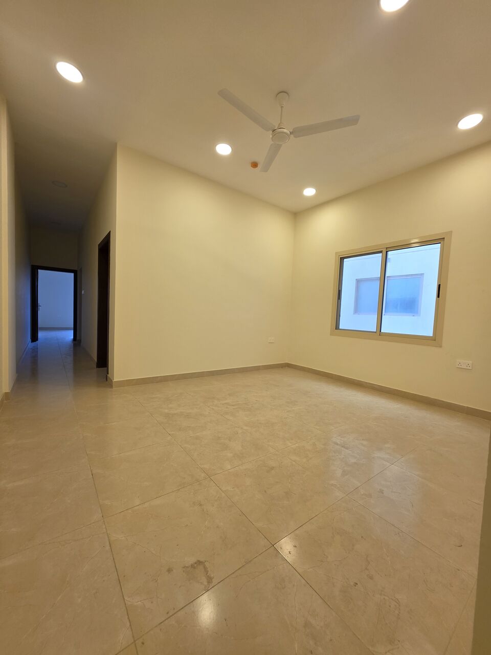 Manama, Apartments, Flats, Houses & Villas, BHD 280/month,  2 BR,  * Brand New - Neet Semi Furnished 2 BHK Flat With Ewa & Parking @ 280/BD In Um Al Assam