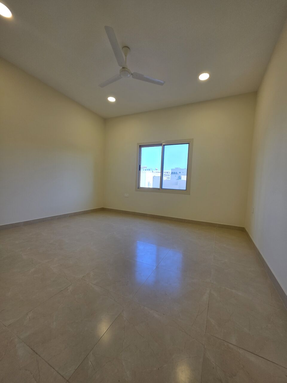 Manama, Apartments, Flats, Houses & Villas, BHD 310/month,  3 BR,  * Brand New - Neet Semi Furnished 3 BHK Flat With Ewa & Parking @ 310/BD In Um Al Assam