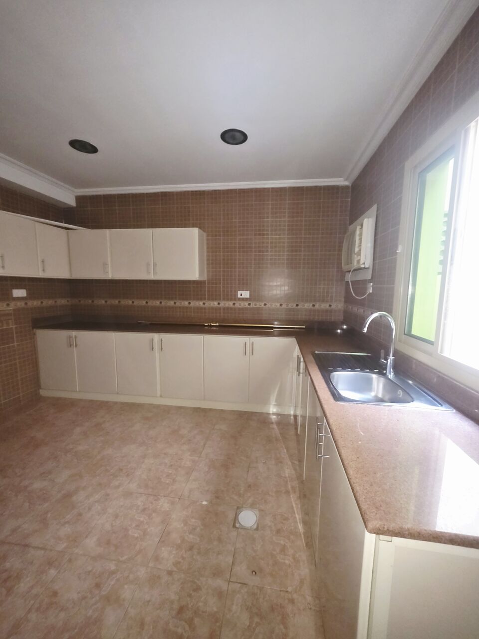 Gudaibiya, Apartments, Flats, Houses & Villas, BHD 280/month,  2 BR,  - Parking & Balconies - Semi Furnished 2 BHK Family Flat With Ewa @280/BD In Gudaibiya