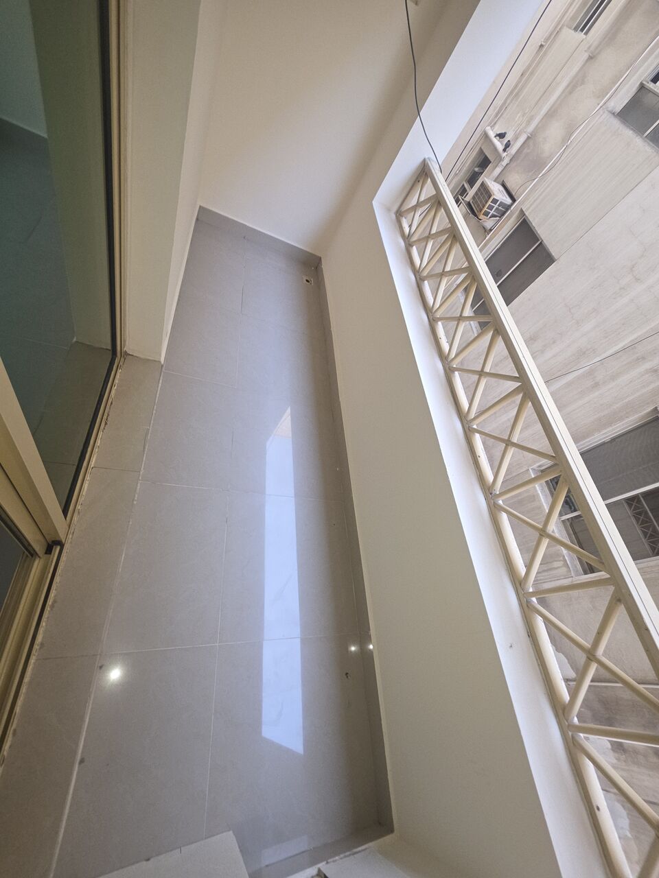 Gudaibiya, Apartments, Flats, Houses & Villas, BHD 280/month,  2 BR,  - Parking & Balconies - Semi Furnished 2 BHK Family Flat With Ewa @280/BD In Gudaibiya