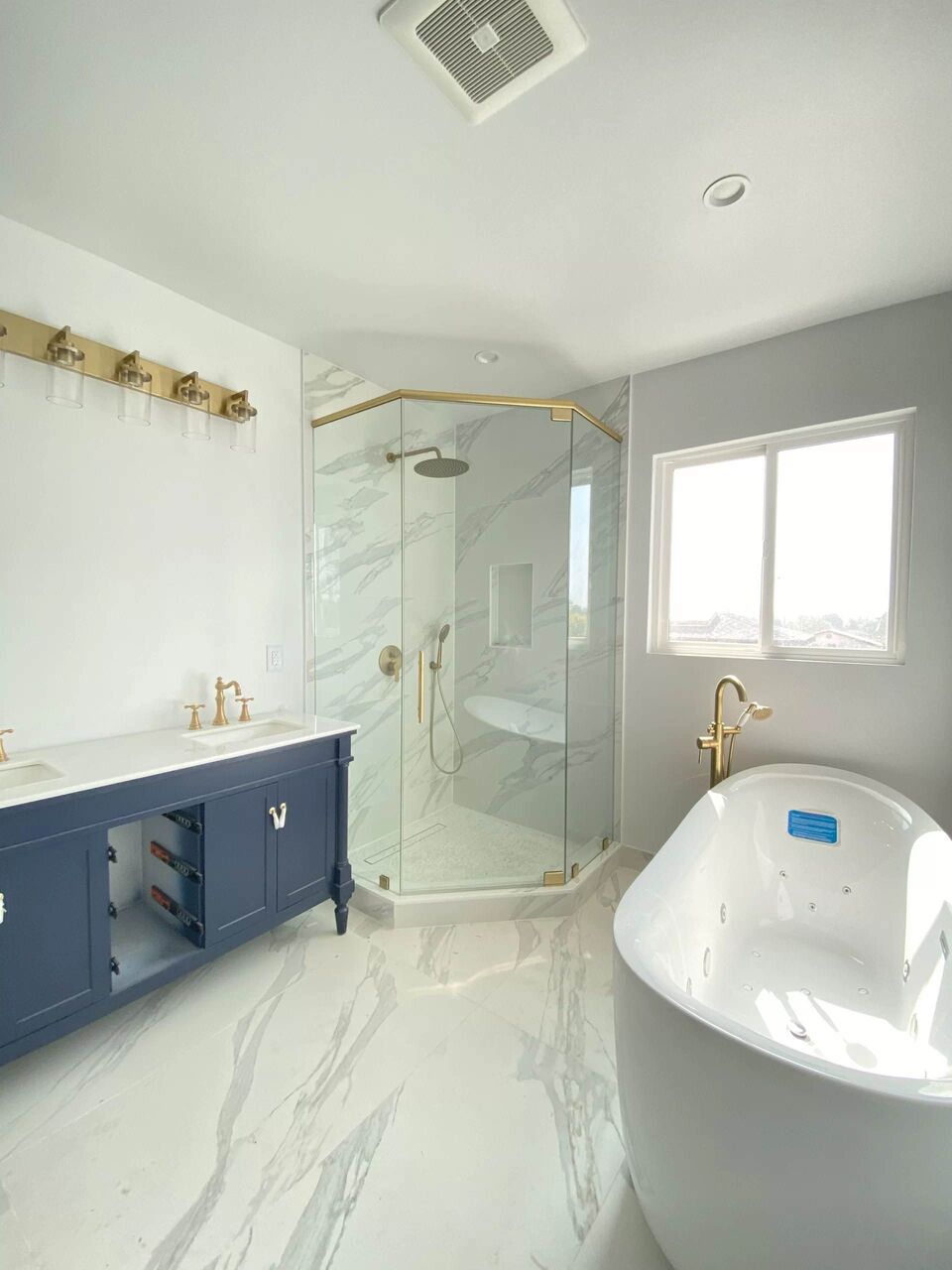 Los Angeles, Interior Design, Frameless Shower Doors | Installation