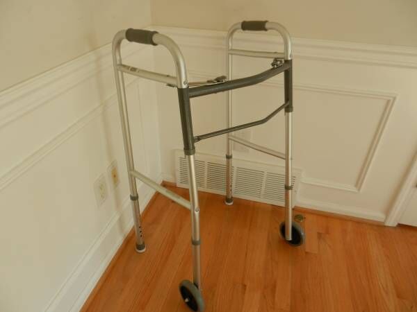 Los Angeles, Health & Beauty Items, USD 10,  Rolling Walker (rollator) With Hand Brakes