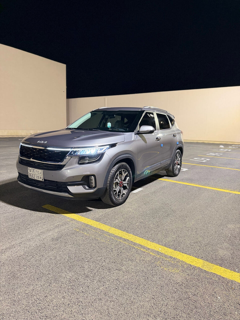 Riyadh, Vehicles, Cars & Trucks , SAR 68000,  Kia Seltos,  2023,  Automatic,  40000 KM,  Clean ,  Model, 1.6 Engine, Imported By The Dealer.