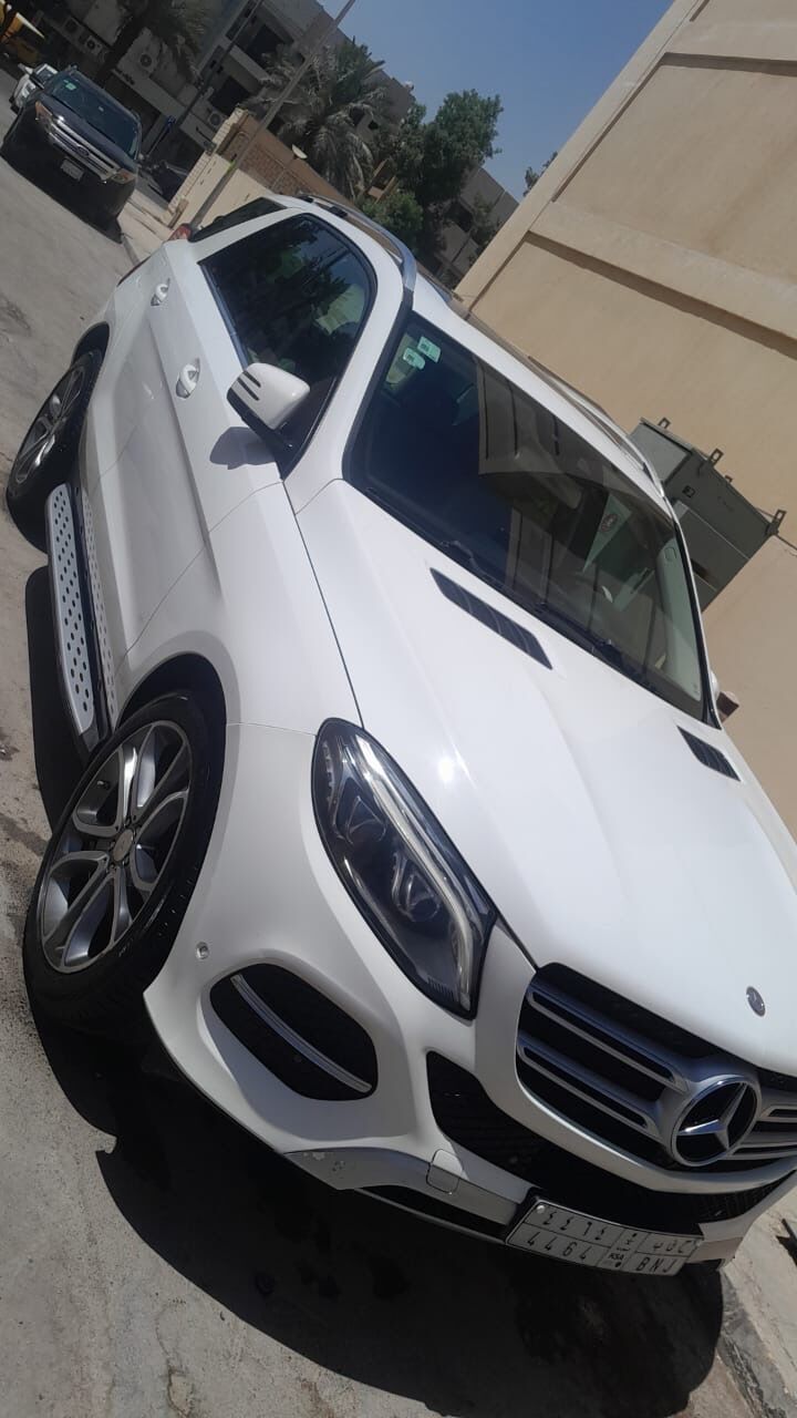 Riyadh, Vehicles, Cars & Trucks , SAR 68000,  Mercedes GLE 400,  2016,  Automatic,  163000 KM,   Jafali For Sale