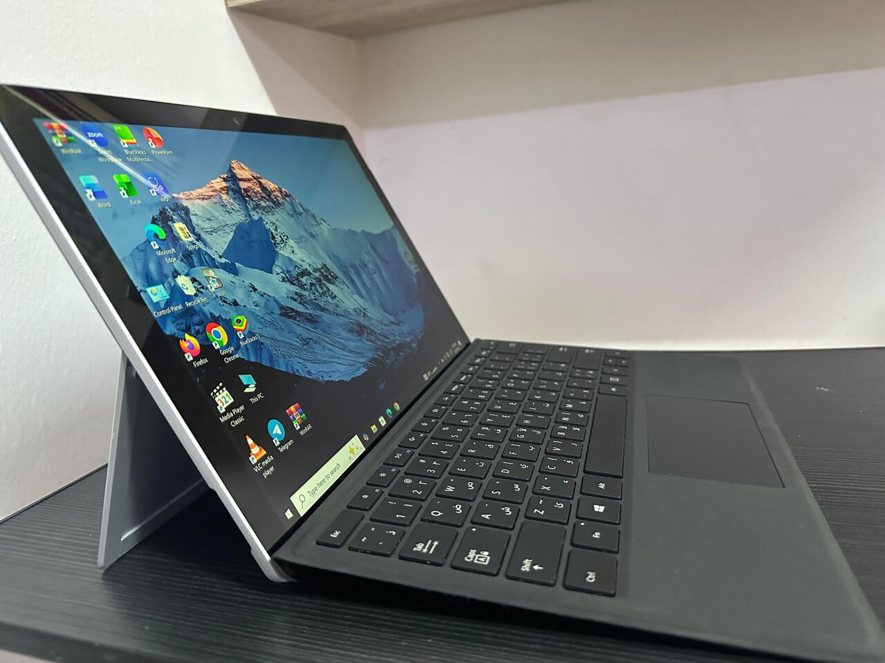 Riyadh, Household Items, SAR 1500,  Microsoft Surface Pro 7 Laptop/Tablet