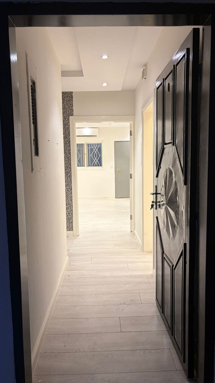 Al Rawdah, Apartments, Flats, Houses & Villas, SAR 52000/year,  4 BR,  Speciouse Large Family Aprtment Ground Floor With Large 4 Rooms With Loan