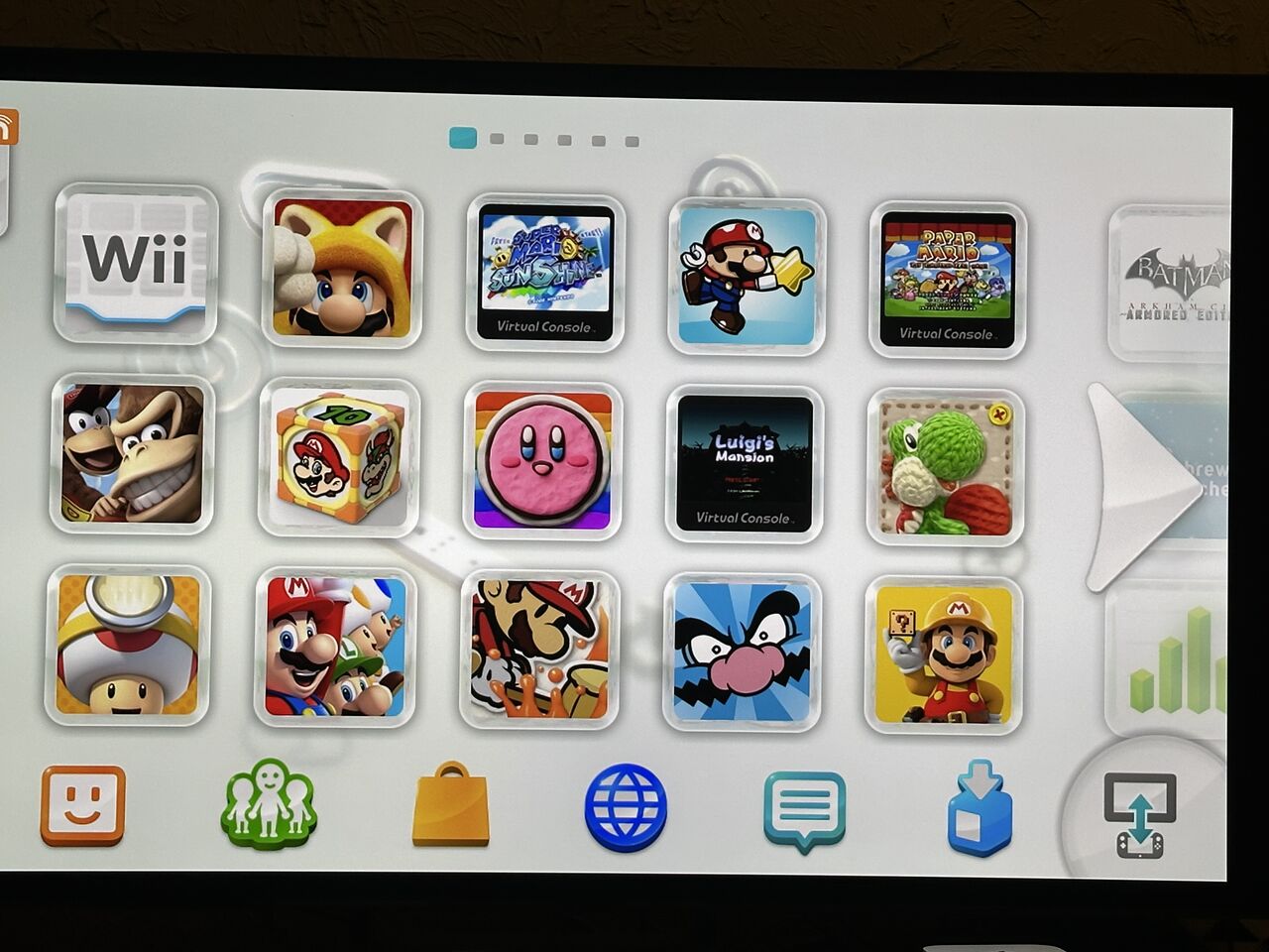 Riyadh, Video Games, SAR 900,  Wii U + 128 GB Flash Memory + 64 GB SD Card + Wiimote Mario Edition + 2 Brand New Games