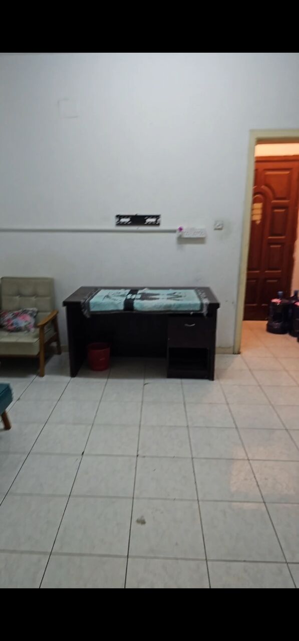 Al Sharafeyah, Appliances, SAR 750,  SINGLE ROOM Available For LADIES Indian