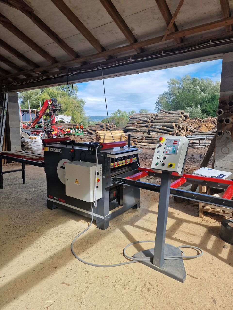 Bratislava, Machinery, USD 24450,  KUSING RP-OP-600 Gang Rip Saw / Edger