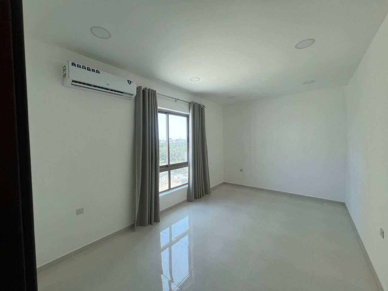 Burhama, Apartments, Flats, Houses & Villas, BHD 315/month,  2 BR,  Brand New Semi-Furnished  Apartment For Rent In Burhama