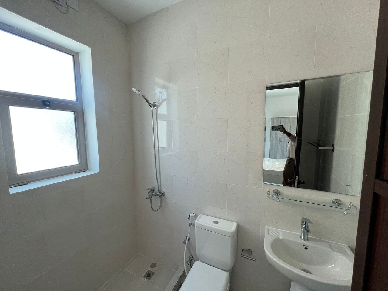 Burhama, Apartments, Flats, Houses & Villas, BHD 315/month,  2 BR,  Brand New Semi-Furnished  Apartment For Rent In Burhama