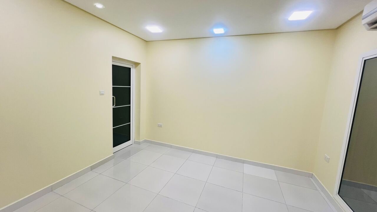 Saar, Apartments, Flats, Houses & Villas, BHD 300/month,  Furnished,  3 BR,  Spacious  Apartment For Rent In Saar | Open Kitchen