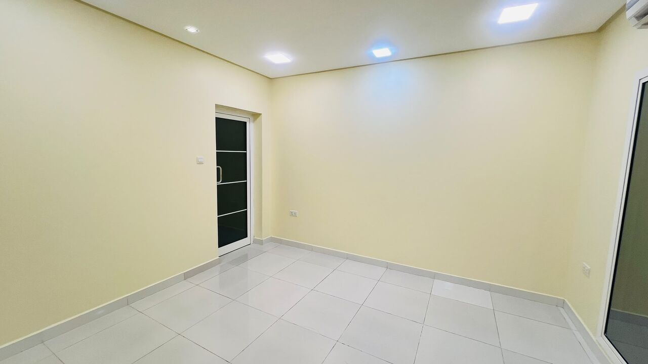 Saar, Apartments, Flats, Houses & Villas, BHD 300/month,  Furnished,  3 BR,  Spacious  Apartment For Rent In Saar | Open Kitchen
