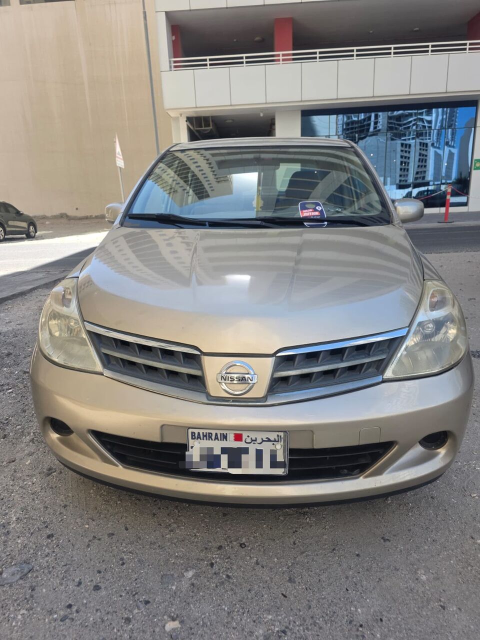 Muharraq, Vehicles, Cars & Trucks , BHD 1350,  Nissan Tida Family Used Car,  2010,  Automatic,  280000 KM,  Family Used  Nissan Tida For Sale