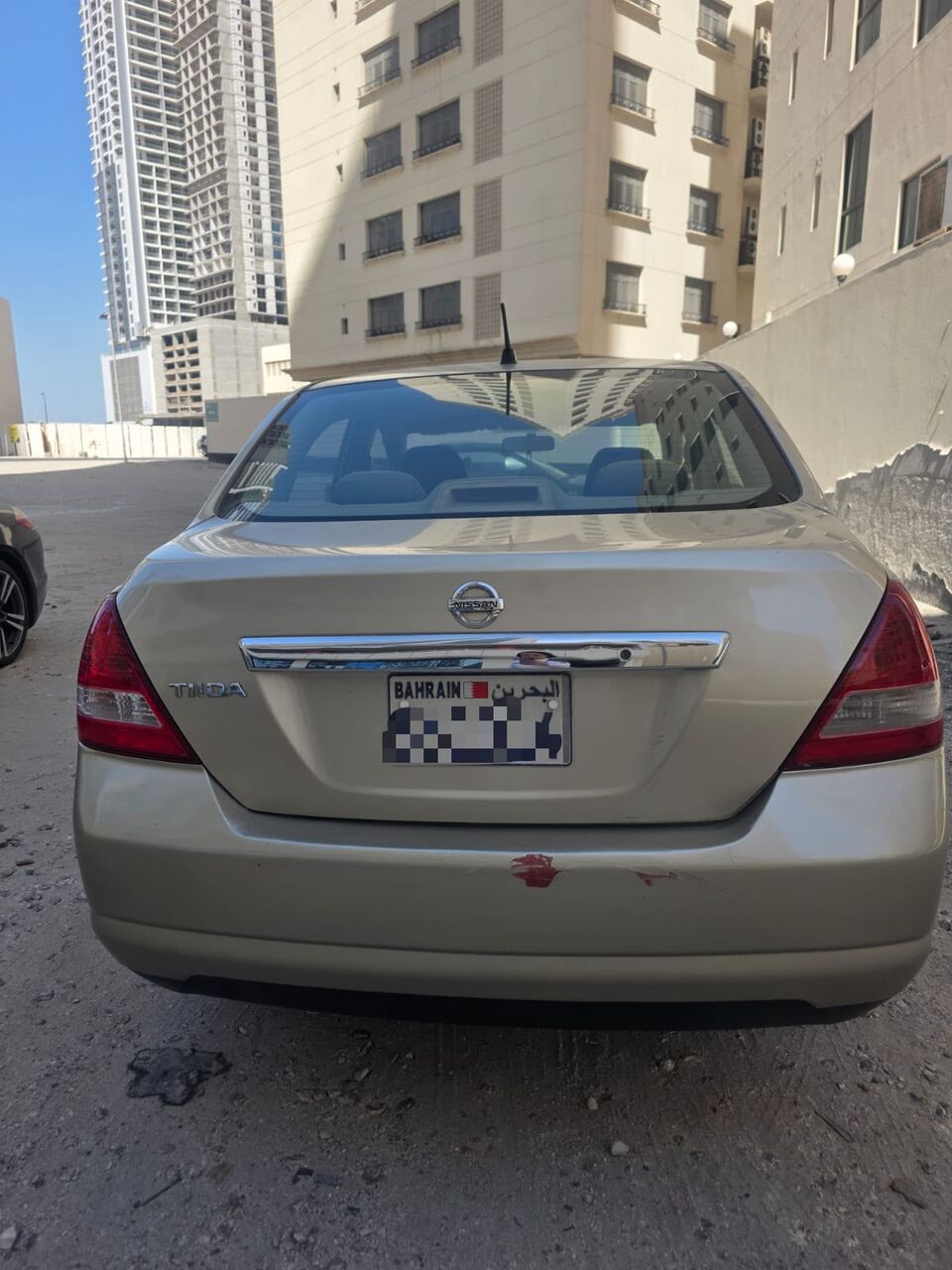 Muharraq, Vehicles, Cars & Trucks , BHD 1350,  Nissan Tida Family Used Car,  2010,  Automatic,  280000 KM,  Family Used  Nissan Tida For Sale