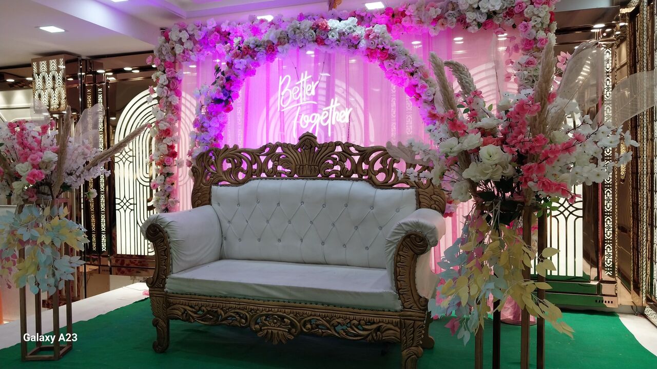 Noida, Travel, Best Hotel Near Noida City Centre | Golden Tree Hotel