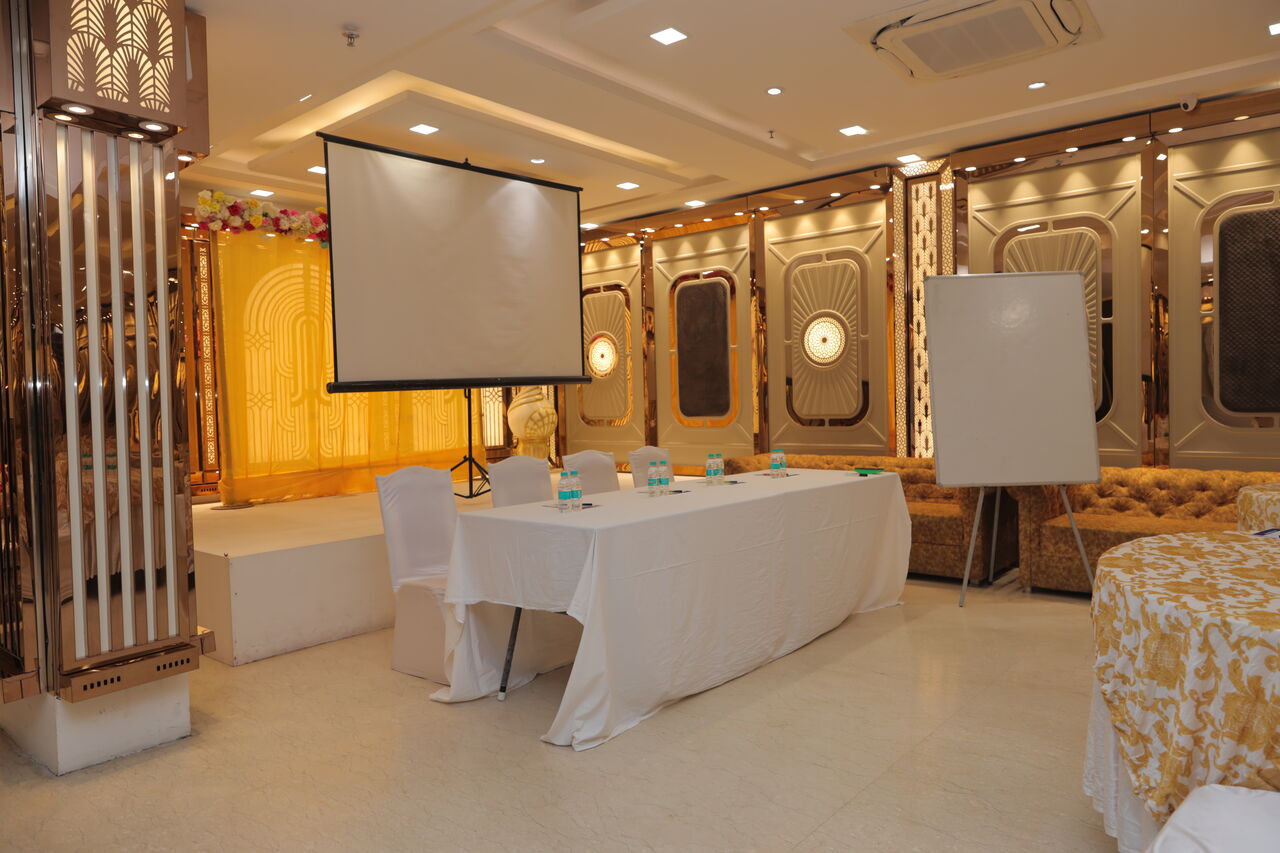 Noida, Travel, Best Hotel Near Noida City Centre | Golden Tree Hotel