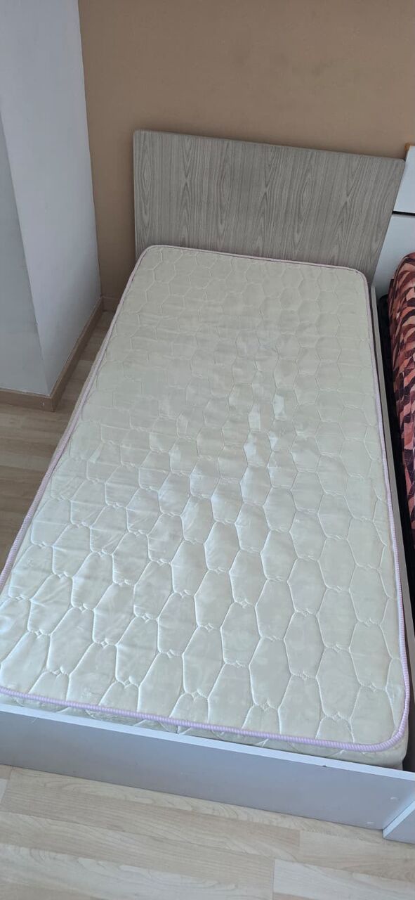 Juffair, Furniture, BHD 18,  Single Bed For Sale