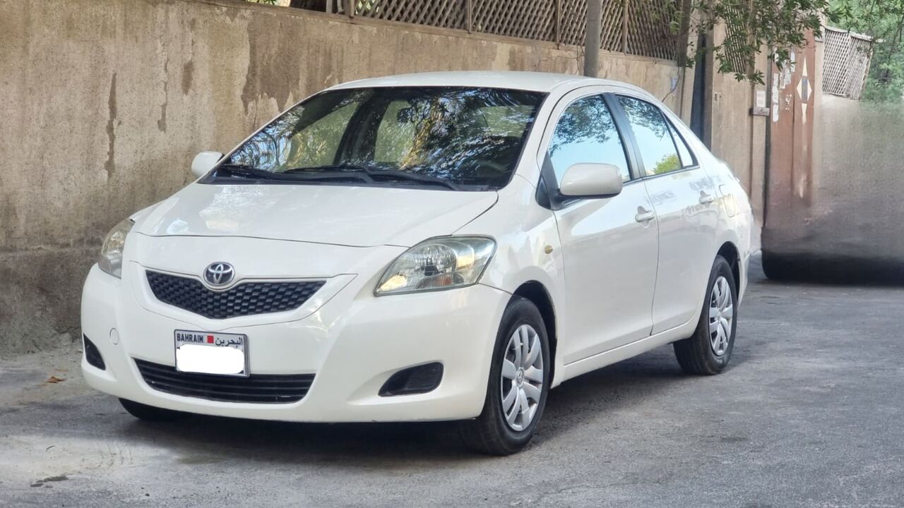 Manama, Vehicles, Cars & Trucks , BHD 1400,  Toyota Yaris,  2010,  Automatic,  225000 KM,    FOR SALE