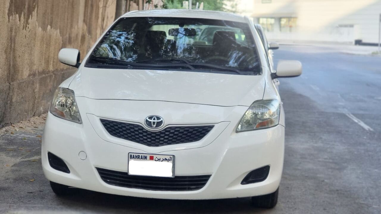 Manama, Vehicles, Cars & Trucks , BHD 1400,  Toyota Yaris,  2010,  Automatic,  225000 KM,    FOR SALE