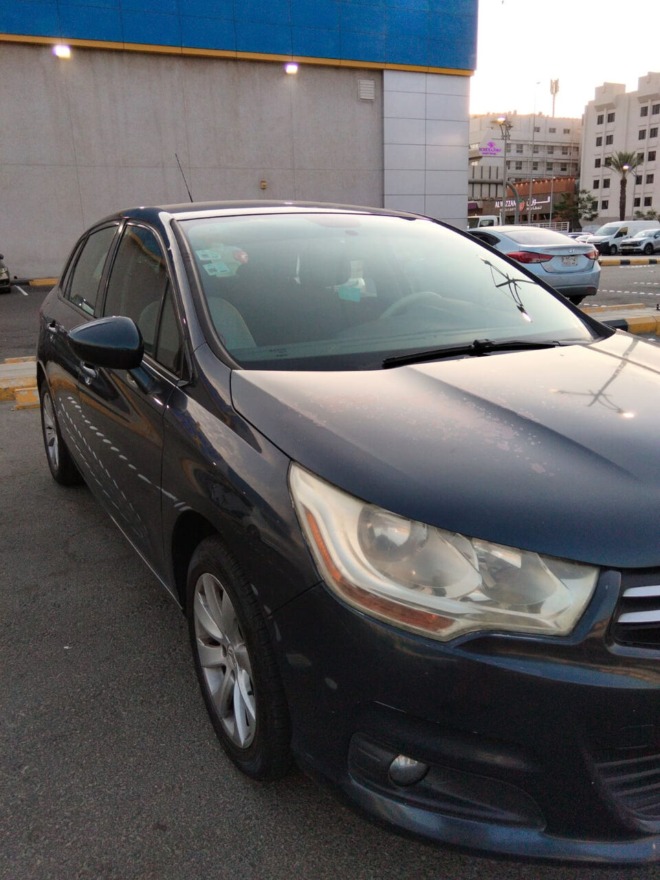 Jeddah, Vehicles, Cars & Trucks , SAR 20000,  Citroen C4,  2012,  Automatic,  180000 KM,  Citro&euml;n C4  Hatchback