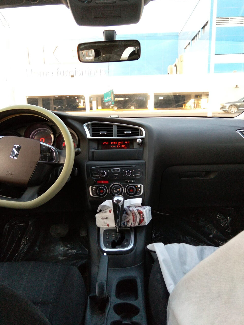 Jeddah, Vehicles, Cars & Trucks , SAR 20000,  Citroen C4,  2012,  Automatic,  180000 KM,  Citro&euml;n C4  Hatchback