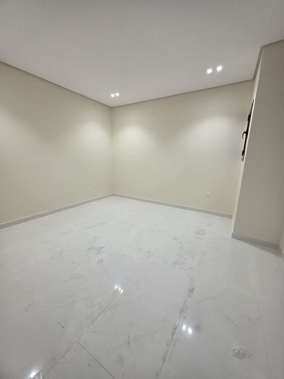 Khobar, Apartments, Flats, Houses & Villas, SAR 29600/year,  3 BR,  New Luxury 3 Bedrooms, A Hall,2 Bathrooms, A Kitchen,with Air Conditioners And Elevator,pr