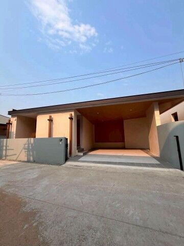 Bangkok, Real Estate For Sale, THB 5900000,  3 BR,  80 Sq. Feet,  Selling For Only 5.9 Million #San Na Meng #San Sai, One-story Detached House. On A