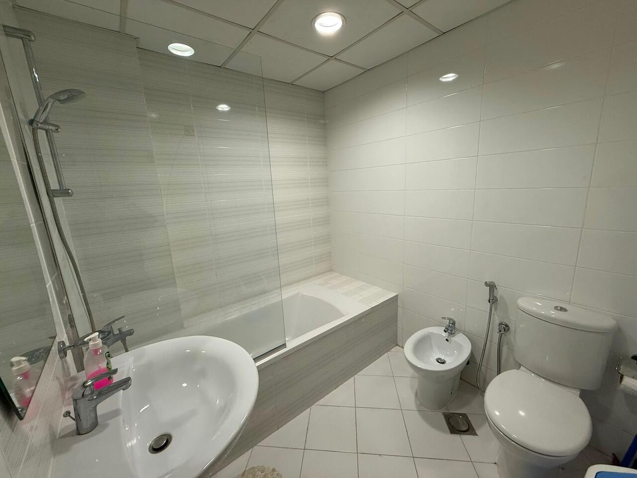 Gudaibiya, Apartments, Flats, Houses & Villas, BHD 250/month,  Furnished,  Studio,  58 Sq. Meter,  Fully Furnished 58 Sqm Partitioned Studio For Rent At Busaiteen (Near RCSI)