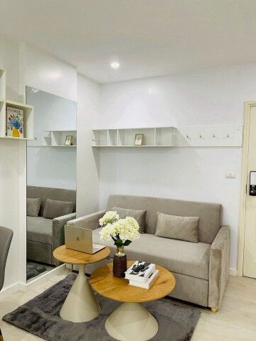 Bangkok, Real Estate For Sale, THB 2150000,  1 BR,  29 Sq. Meter,  Selling For Only 2.15 Million, 29.91 Sq M. #DCondo #Sign #corner Room, Outside View On 2