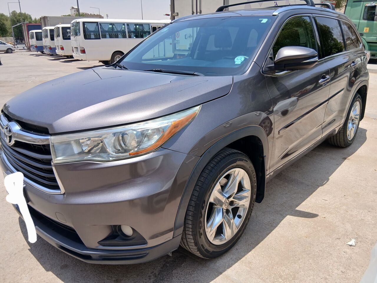 Riyadh, Vehicles, Cars & Trucks , SAR 74500,  Toyota Highlander,  2015,  Automatic,  107000 KM,    V6 Full Option | Panoramic Sunroof | Only 107,000 KM