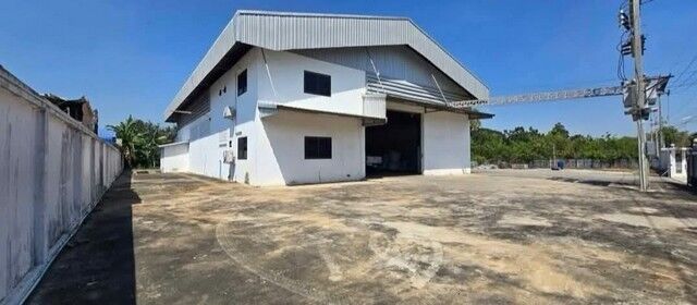 Bangkok, Villas, THB 75000,  400 Sq. Feet,  Warehouse / Warehouse / Factory For Rent, Total Area 1 And A Half Rai, Mueang Chachoengsao