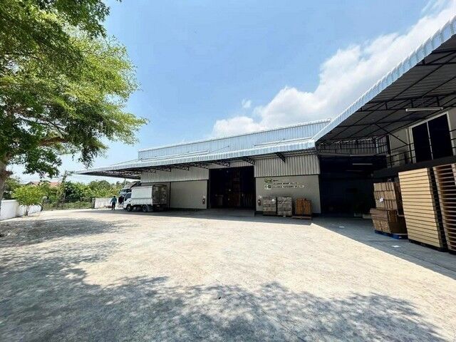 Bangkok, Villas, THB 150000,  607 Sq. Feet,  Factory For Sale And Rent, Total Area 607 Square Meters, With Office, Map Phai, Chonburi