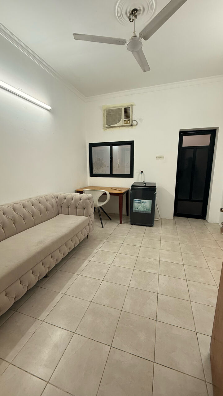 Hoora, Apartments, Flats, Houses & Villas, BHD 190/month,  1 BR,  1Bath,Ewa,spacious Fully Furnished Flat For Rent In Hoora@ Inclussive-33112437
