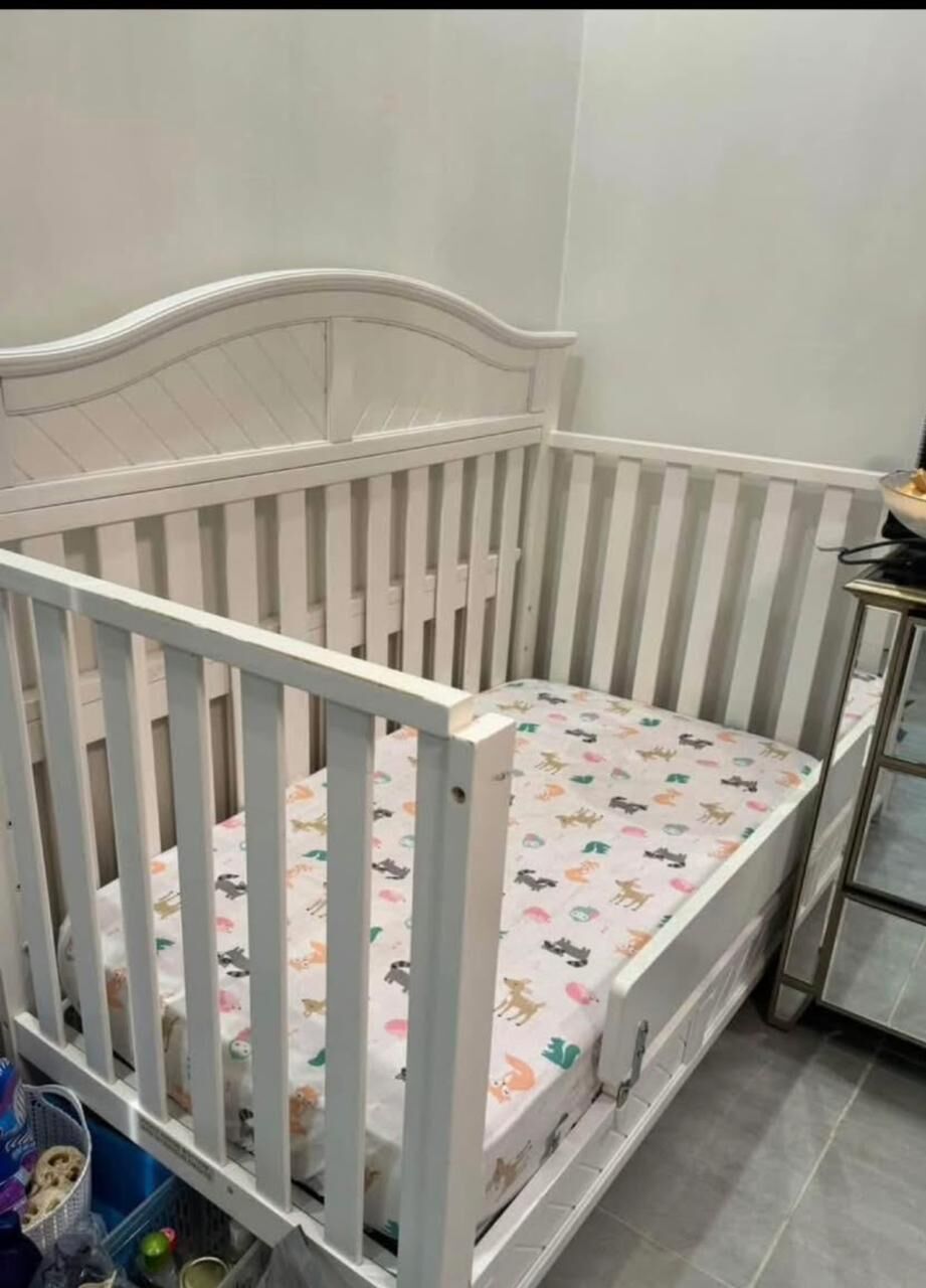 Al Hamra, Furniture, SAR 250,  Baby Crib Wooden From Homecenter With Mattress