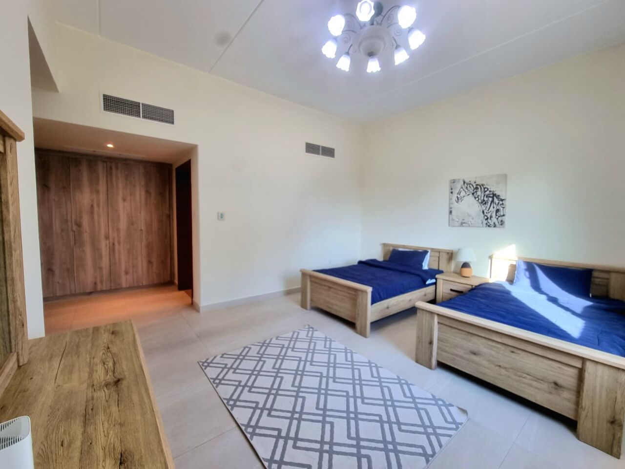 Amwaj Islands, Apartments, Flats, Houses & Villas, BHD 550/month,  Furnished,  3 BR,  200 Sq. Meter,  Spacious 3 BR FF Apartment With Balcony & Closed Kitchen & Wifi