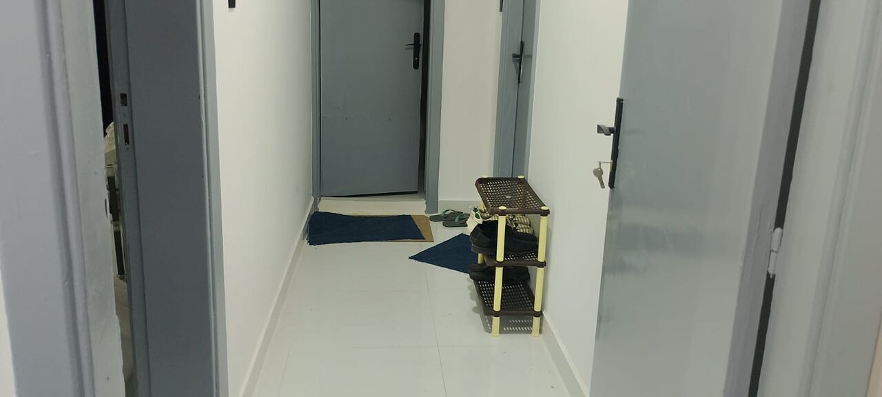 Al Batha, Apartments, Flats, Houses & Villas, SAR 1200/month,  4 BR,  98 Sq. Meter,  Semi-Furnished Bachelor Rooms Available &ndash; Batha, Riyadh