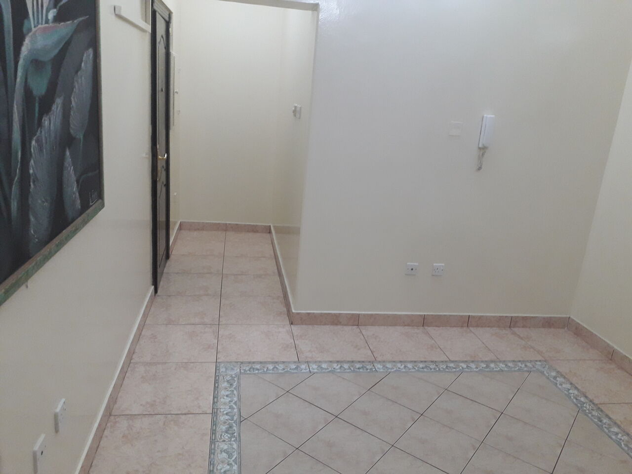 Salmaniya, Apartments, Flats, Houses & Villas, BHD 130/month,  Studio,  70 Sq. Meter,  Studio Semi Furnished Flat Available In Salmaniya Call Aleena