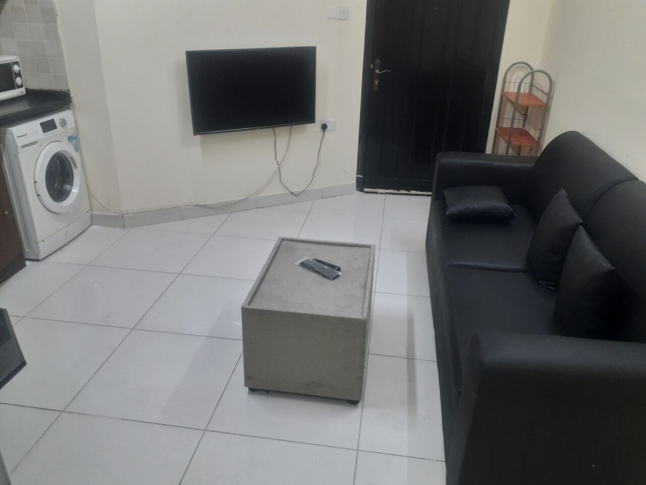 Adliya, Apartments, Flats, Houses & Villas, BHD 220/month,  Furnished,  1 BR,  100 Sq. Meter,  1 Bhk Fully Furnished Flat Available In Adliya Call Aleena