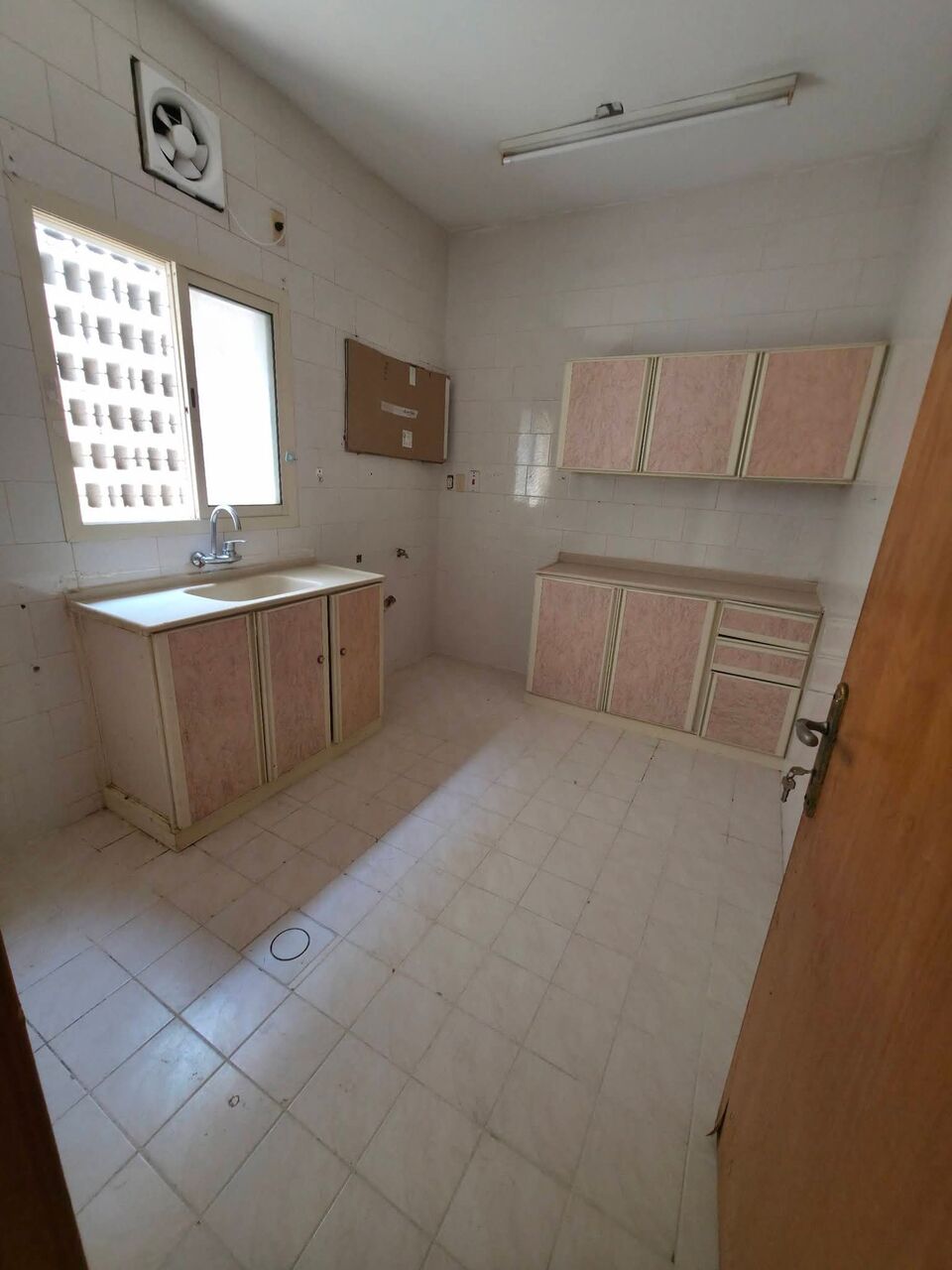 Thuqbah, Apartments, Flats, Houses & Villas, 2 BR,  2 BR Family Apartment For Rent In Al Khobar &ndash; 14,000 SAR/Year