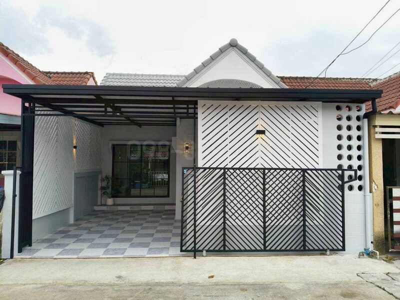 Bangkok, Real Estate For Sale, THB 1890000,  3 BR,  26 Sq. Feet,  Single Story House For Sale Nantawan Village 5 Soi Liapwaree 11, Beautiful House, Good