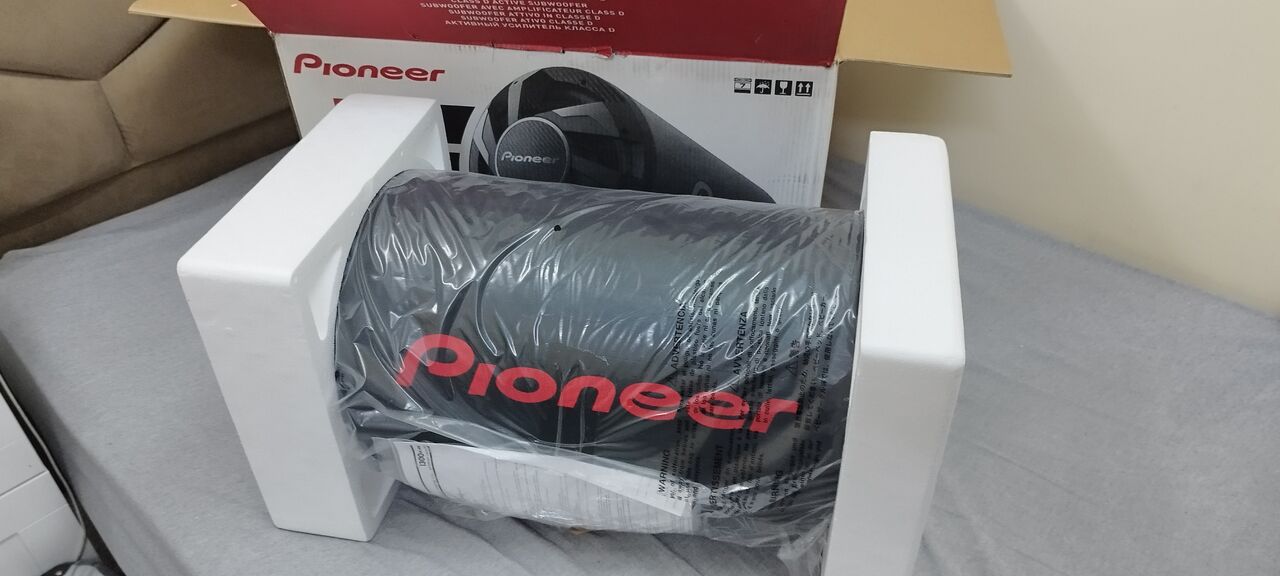 Olaya, Home Audio, SAR 600,  SR600.- / PIONEER 12-Inch Active Car Subwoofer 1300W (TS-WX300TA)