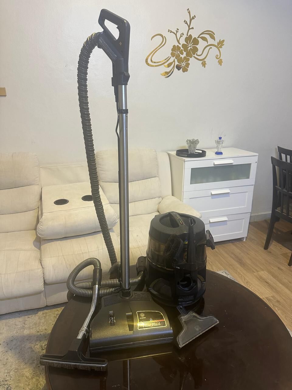 Riyadh, Appliances, SAR 850,  🌈 American Rainbow Vacuum Cleaner – Excellent Condition