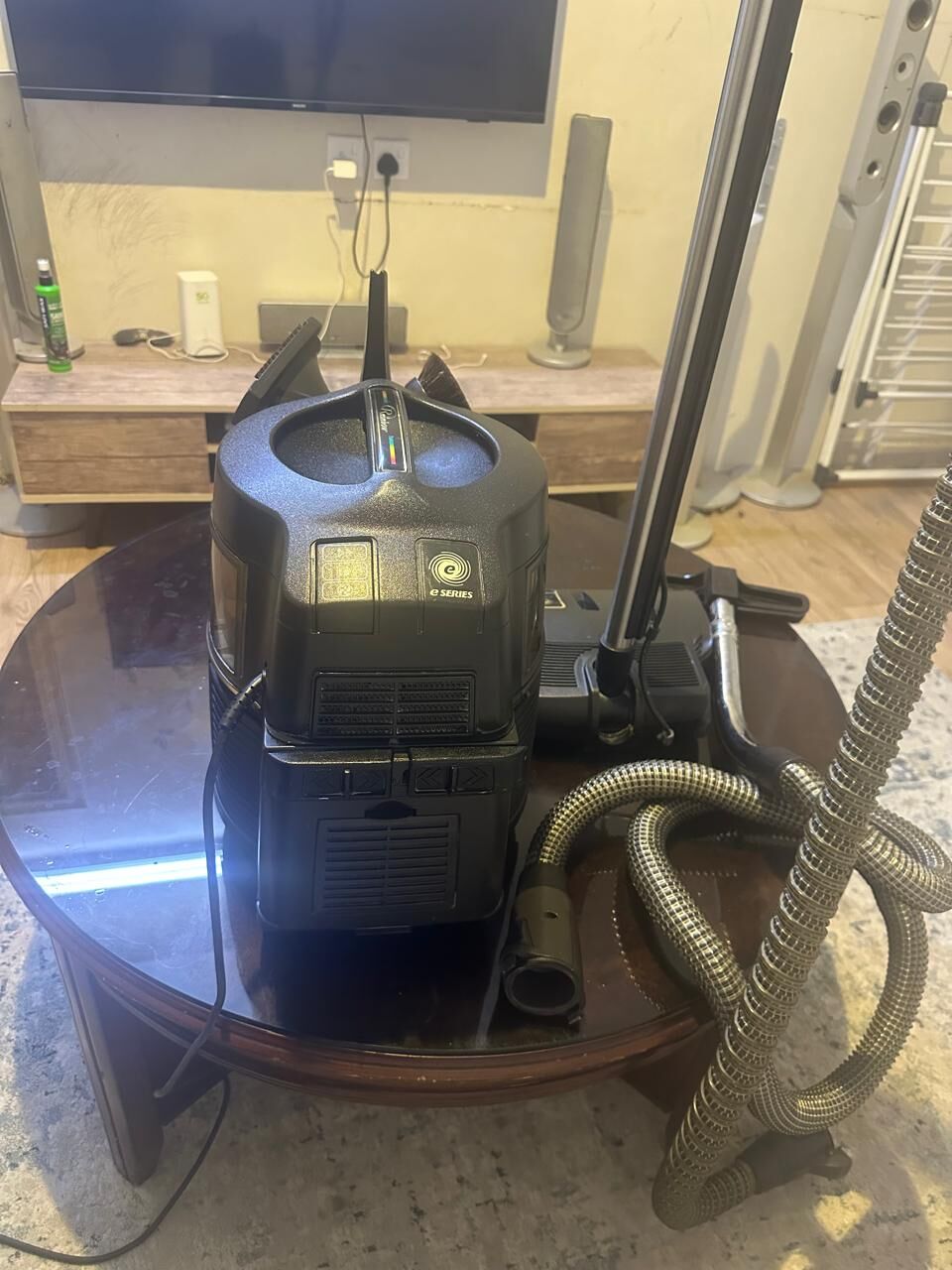 Riyadh, Appliances, SAR 850,  🌈 American Rainbow Vacuum Cleaner – Excellent Condition