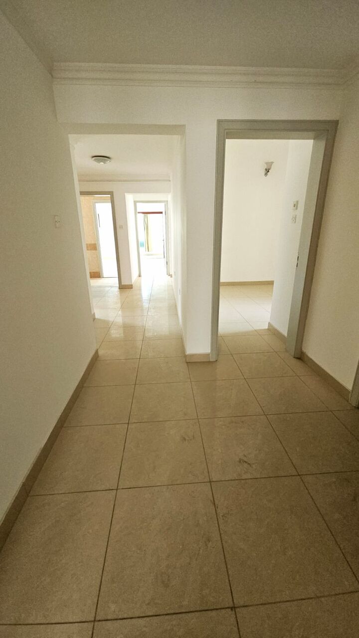 Salmaniya, Apartments, Flats, Houses & Villas, BHD 270/month,  2 BR,  2 Bedroom Unfurnished Flat For Rent With Ewa