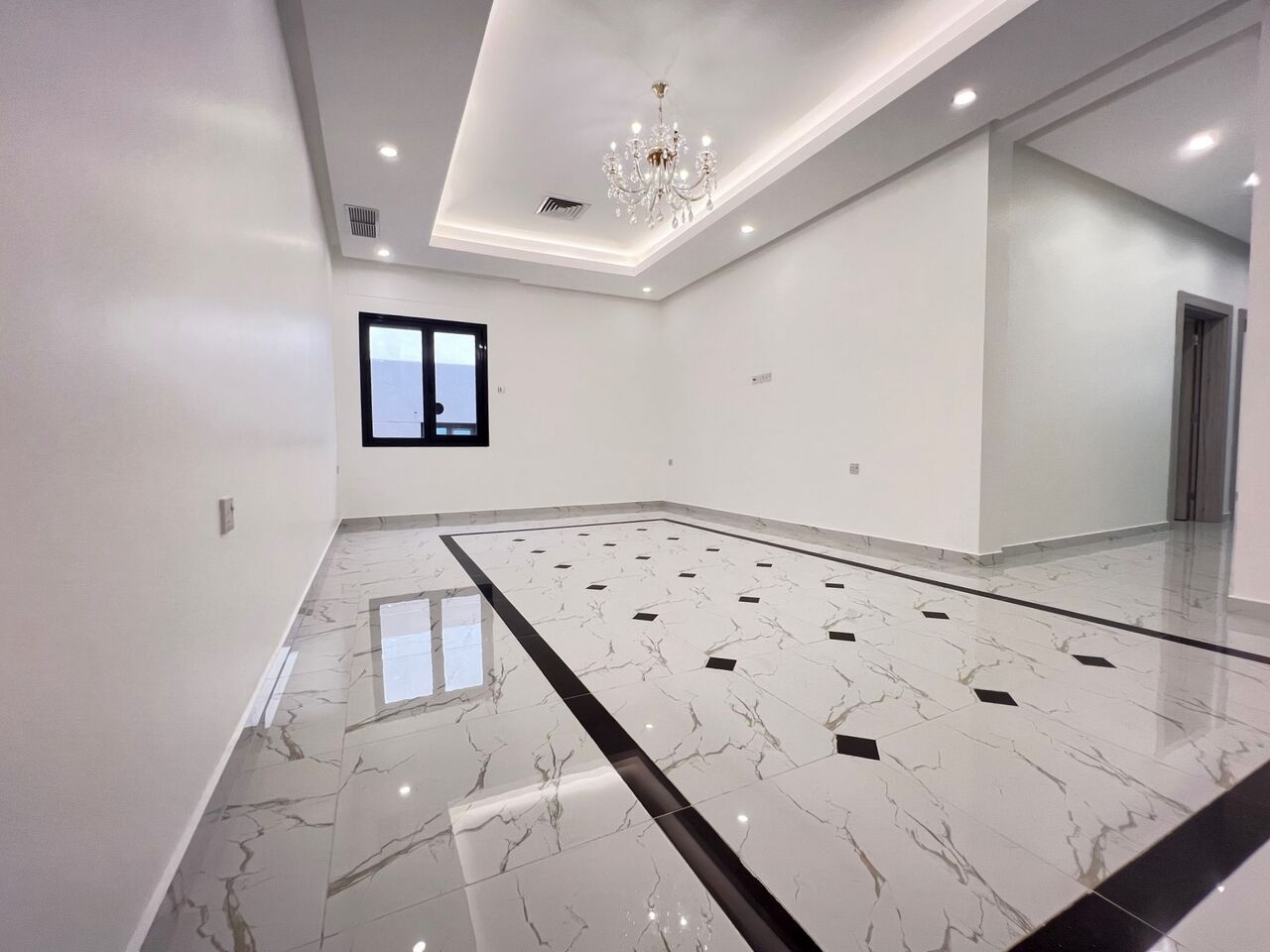 Kuwait City, Apartments, Flats, Houses & Villas, KWD 500/month,  3 BR,  Jabriya &ndash; Lovely, Unfurnished, Three Bedroom Apartment